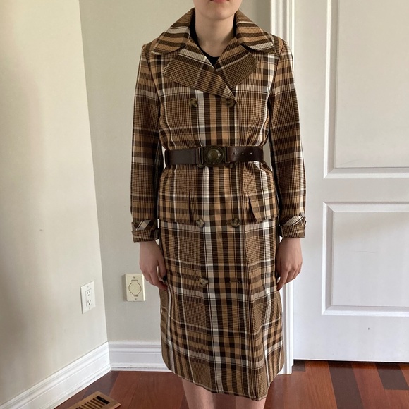Zara Coat - size xs (fits oversized) - belt not included - Picture 5 of 6